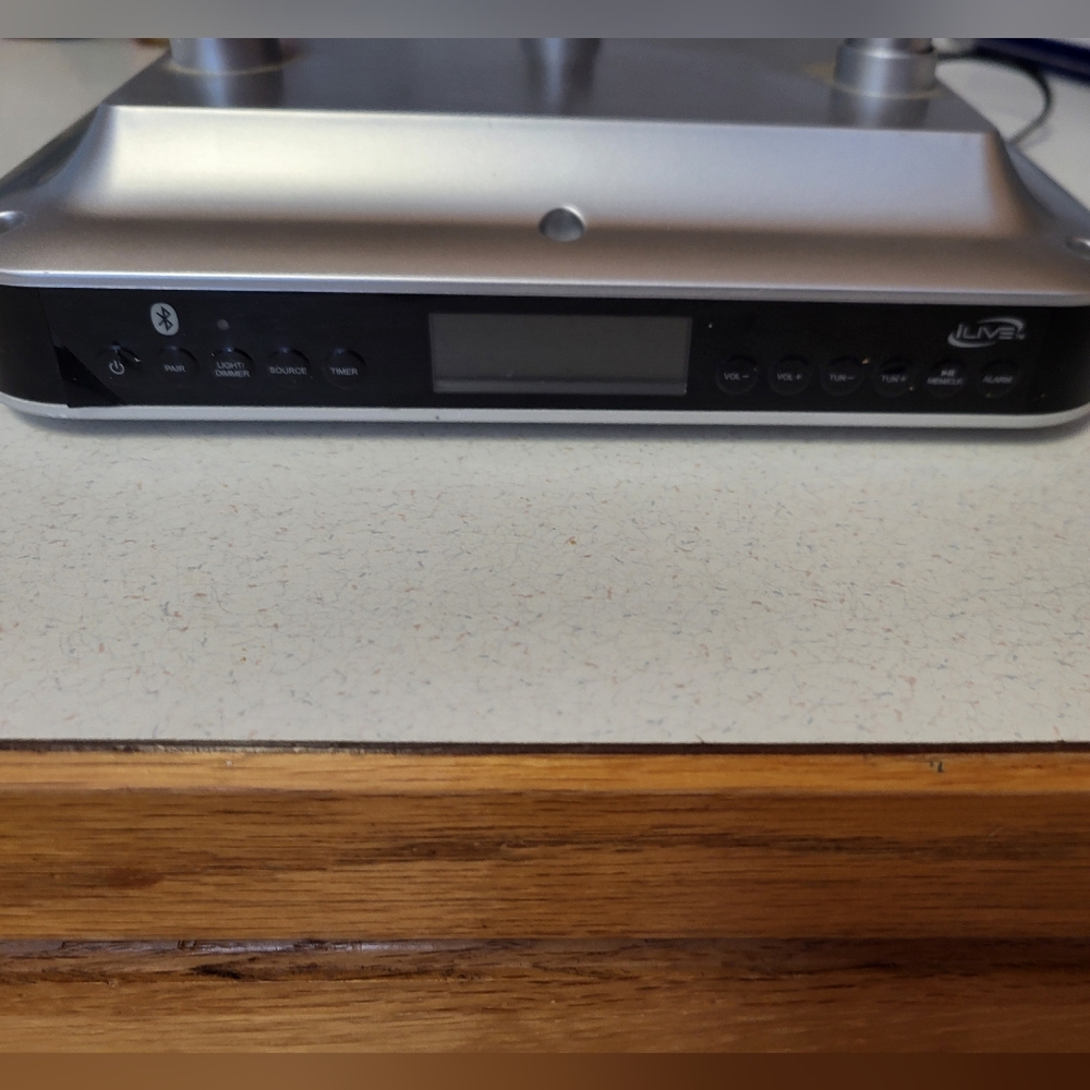 ilive under cabinet Bluetooth radio